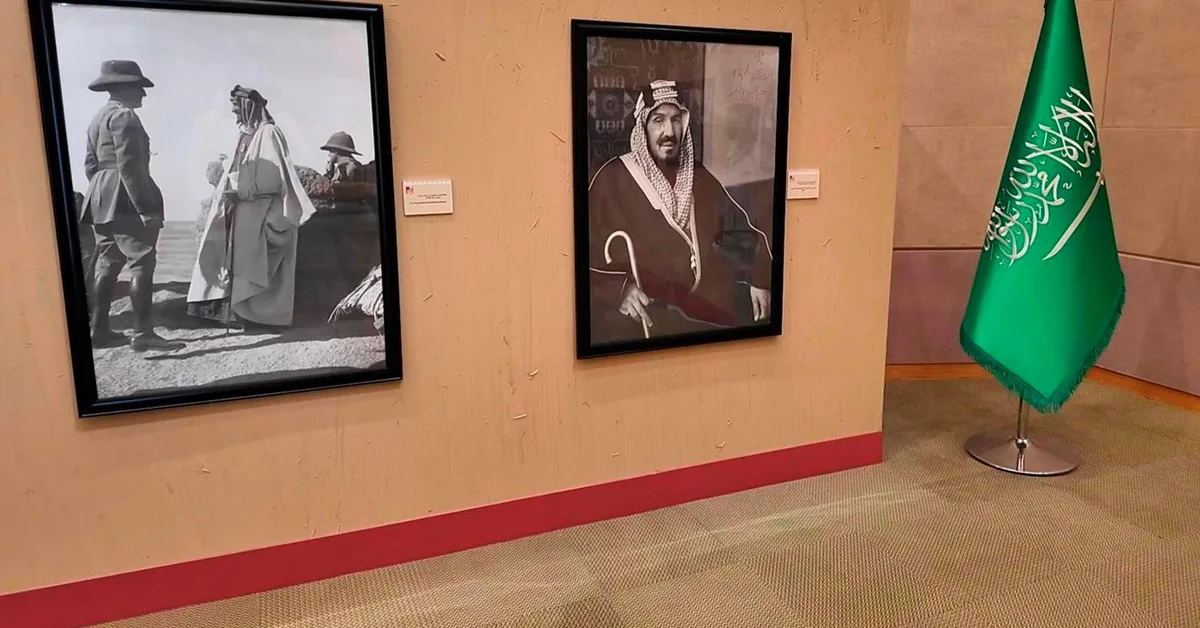 King Abdulaziz Public Library Opens Exhibition on the Life of King Abdulaziz - Main Image