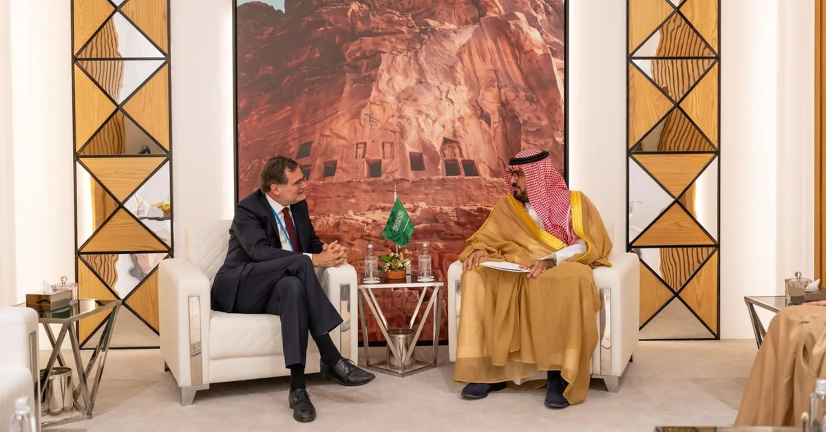 Economy Minister Meets Acting Head of German Federal Chancellery - Main Image
