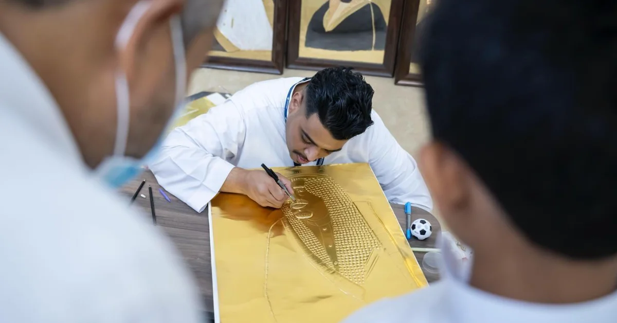 Copper Artist with Disability Showcases Talent at Saudi Falcons and Hunting Exhibition - Main Image
