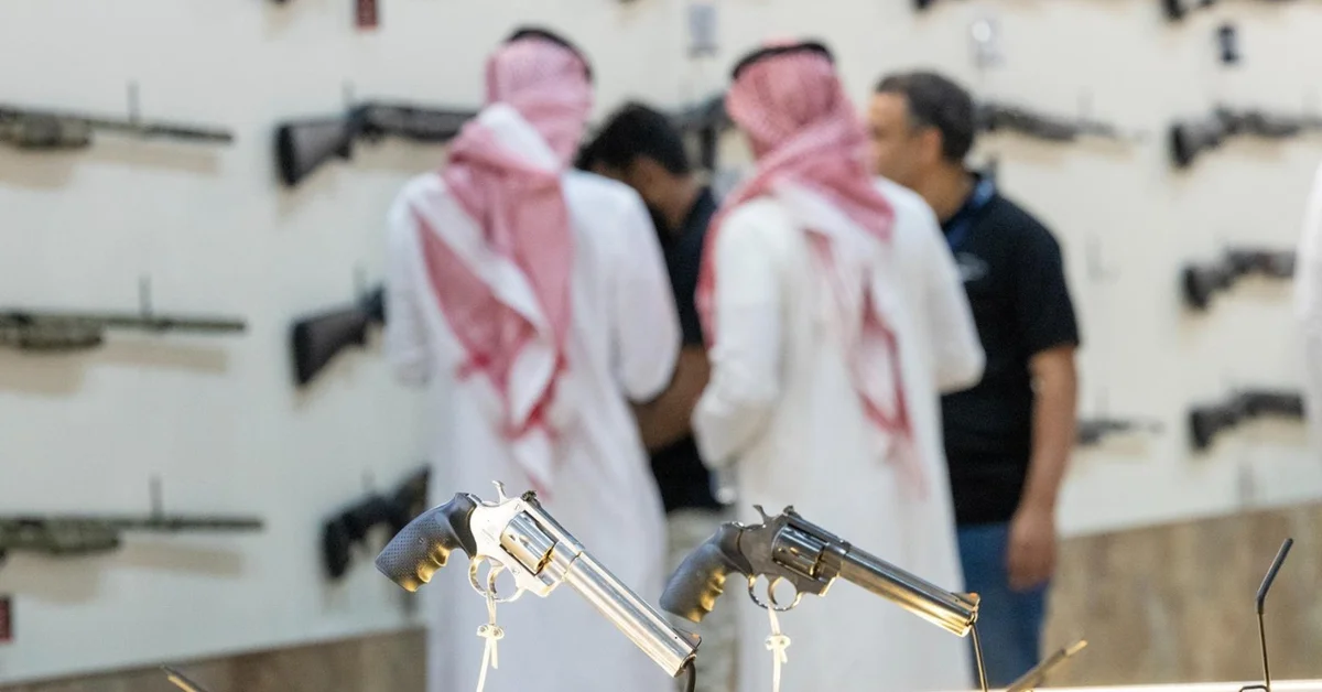 Saudi Falcons Exhibition Showcases over 600 Hunting Weapons - Main Image