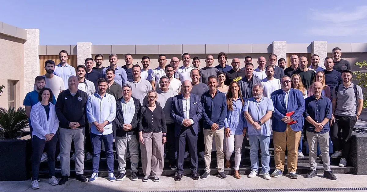 Presidents of Saudi, Spanish Football Federations Meet in Jeddah - Main Image