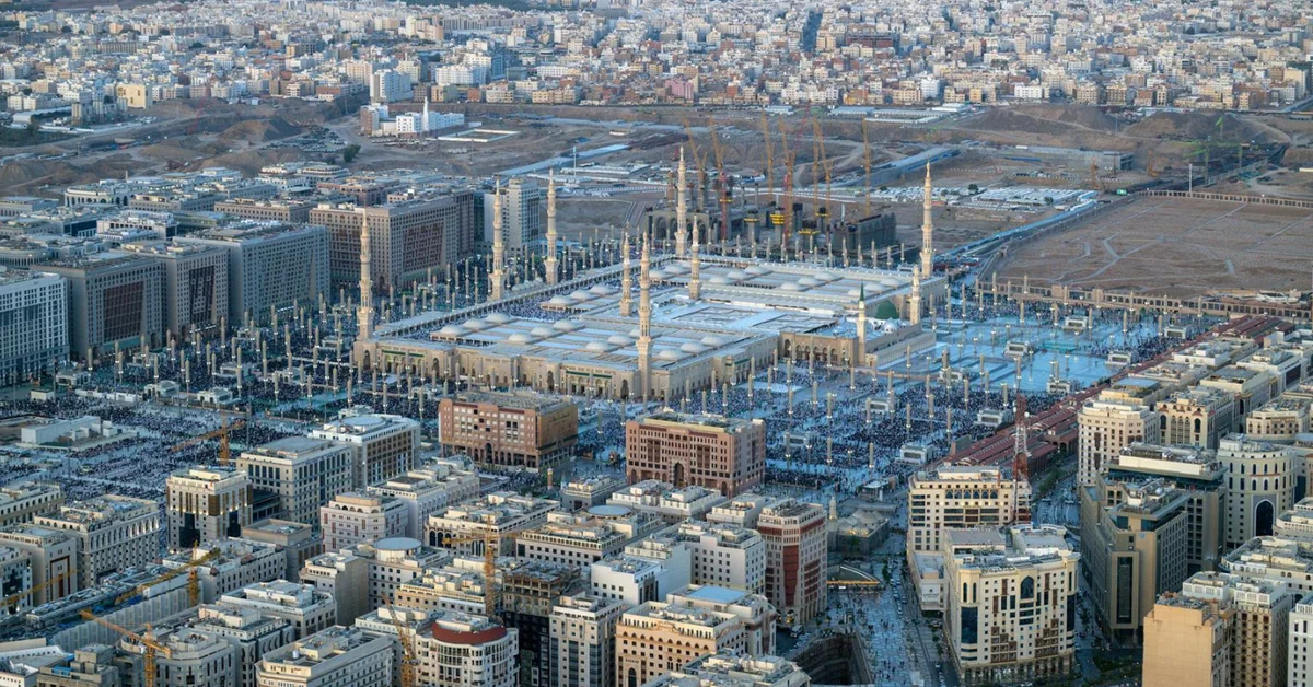 Tourism Sector Employs 11% of Madinah’s Workforce - Main Image