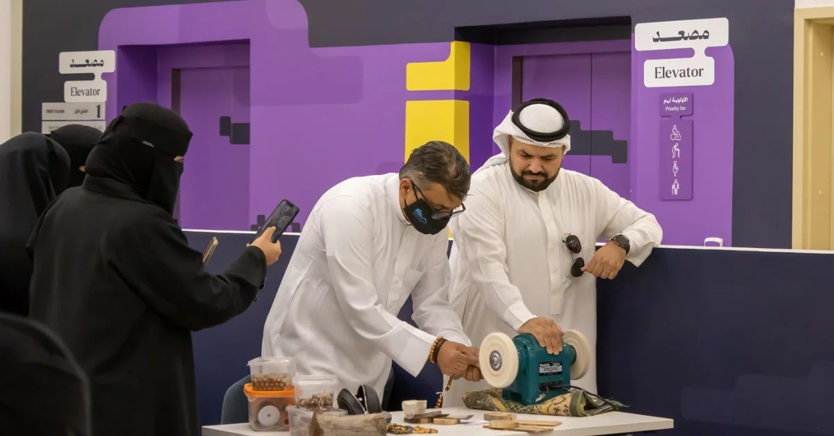 Sakaka Workshop Showcases Traditional Olive Wood Prayer Beads Art - Main Image