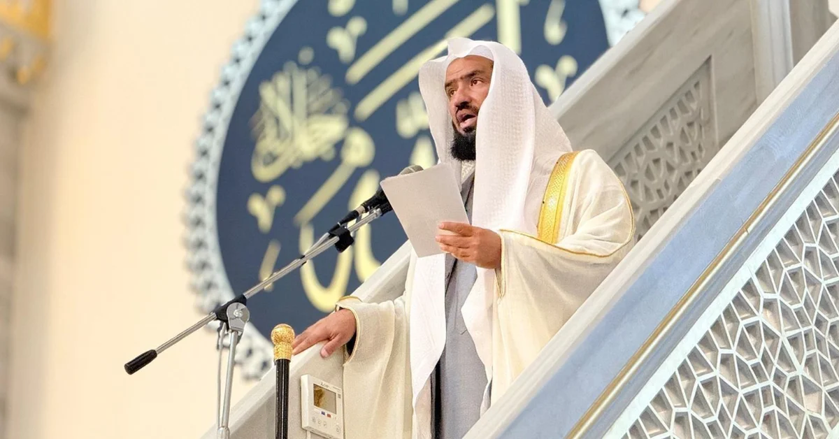 Prophet's Mosque Imam Delivers Friday Sermon to 15,000 Worshippers in Moscow - Main Image