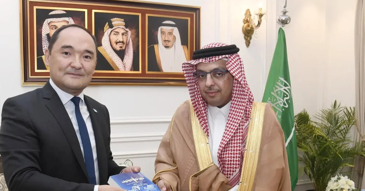 Foreign Ministry Madinah Branch Director General Receives Kazakhstani Consul General - Main Image