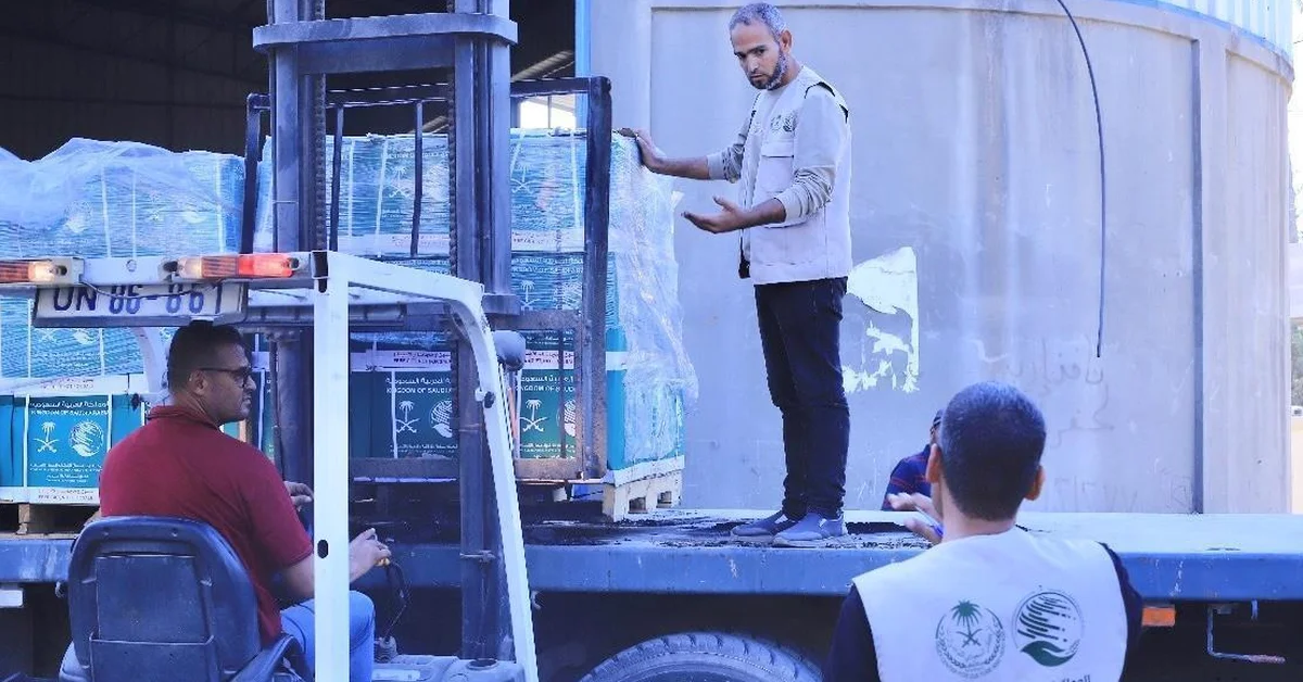 New Saudi Relief Convoy Arrives in Gaza Strip - Main Image
