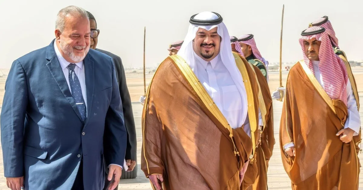 Cuban Prime Minister Arrives in Riyadh for FII9 - Main Image