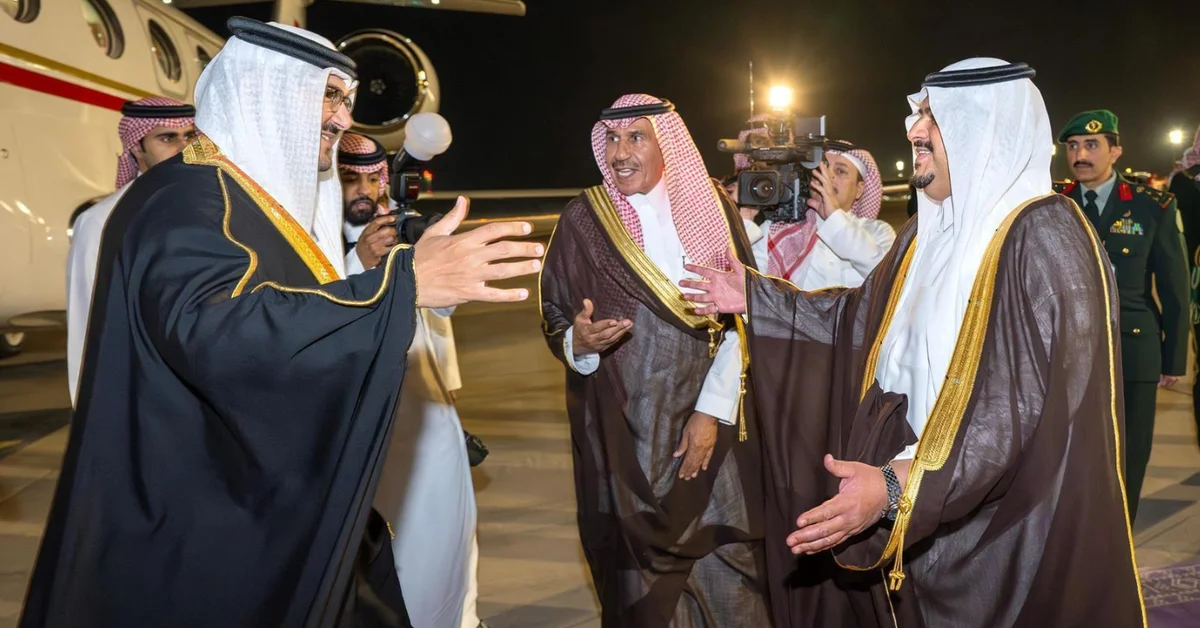 Bahrain's Minister of the Prime Minister's Court Arrives in Riyadh for FII9 - Main Image