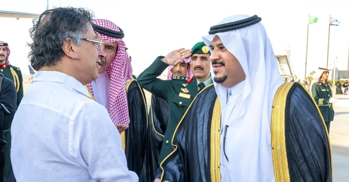 Colombian President Arrives in Riyadh to Take Part in FII9 - Main Image